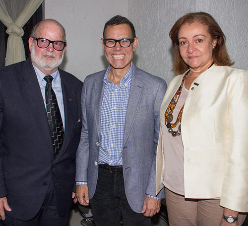 Víctor Zerpa, Econ. Luis Vicente León, Elisabeth Brandt